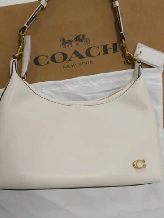 Coach Handbags - Like New Coach White Leather Shoulder Bag Gold Logo Purse Excellent Condition
